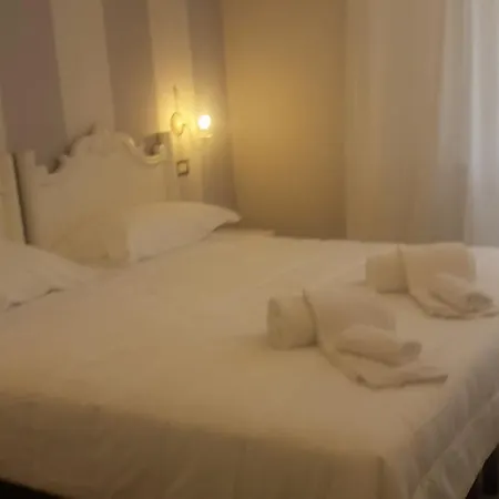 Couette-café Brezza Marina *